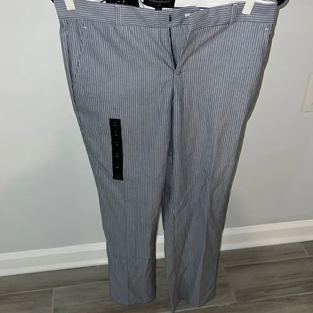 Brand New Banana Republic Ryan Pants